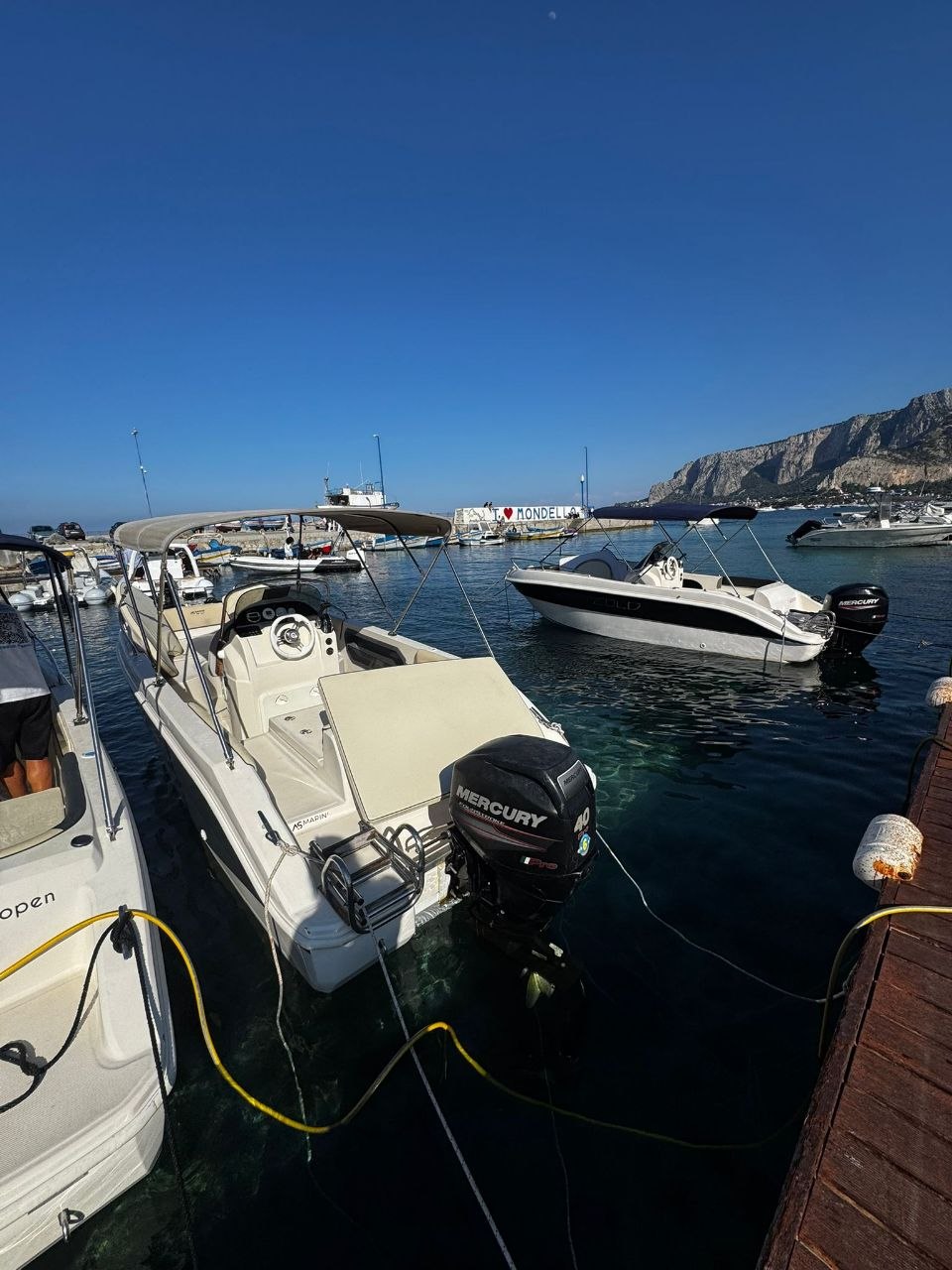 Rent Boat Mondello — mare e costa siciliana