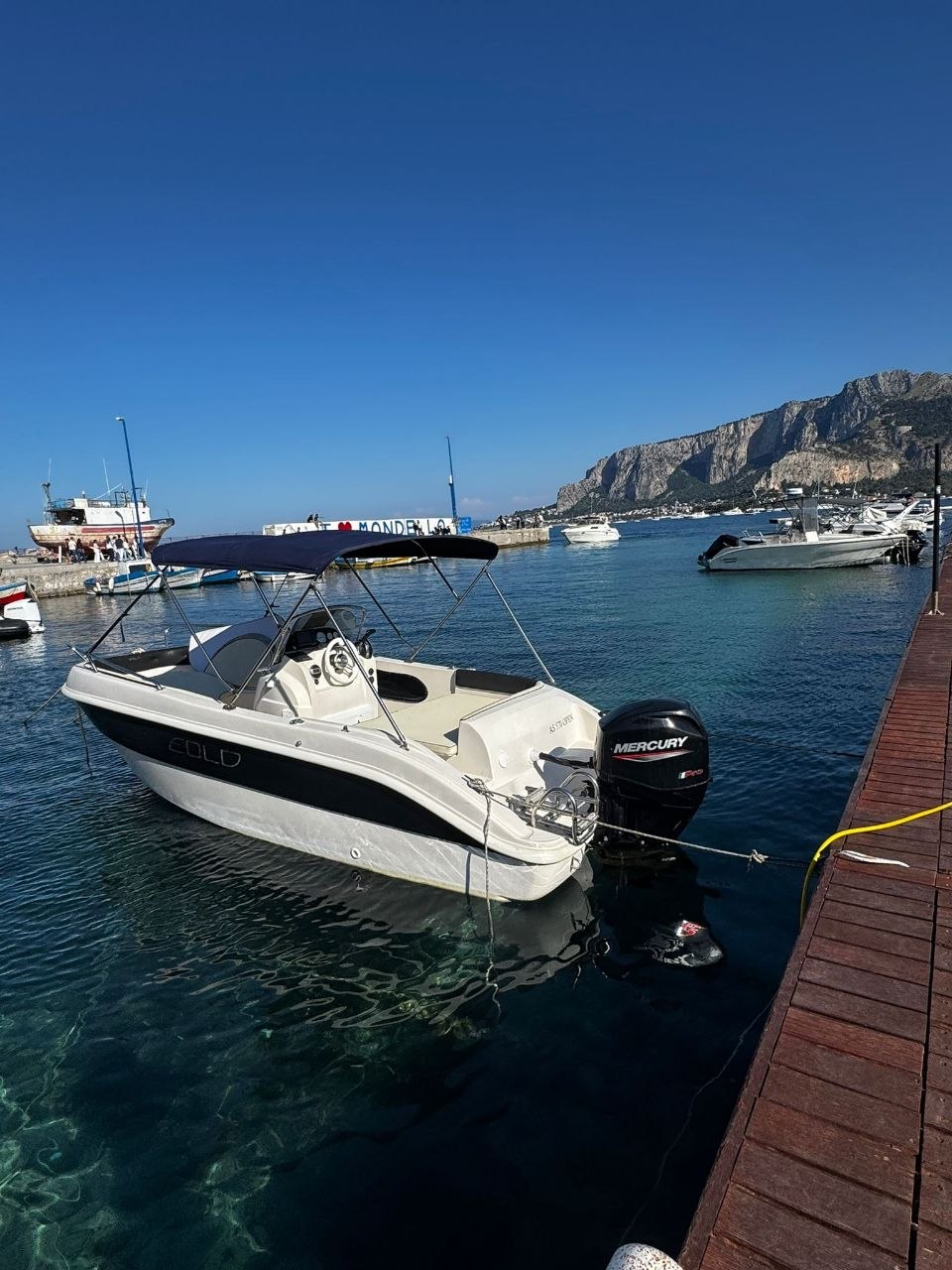 Rent Boat Mondello — mare e costa siciliana